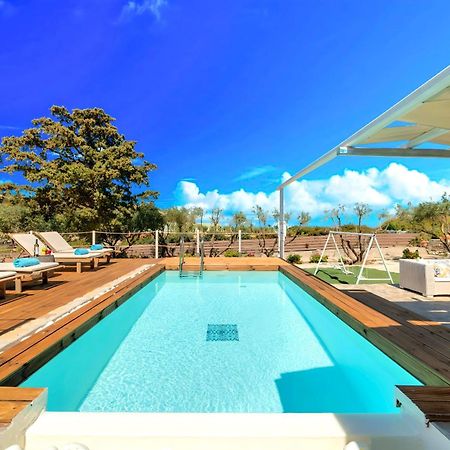 Cretan Lodge Heated Pool Agios Nikolaos Exterior foto